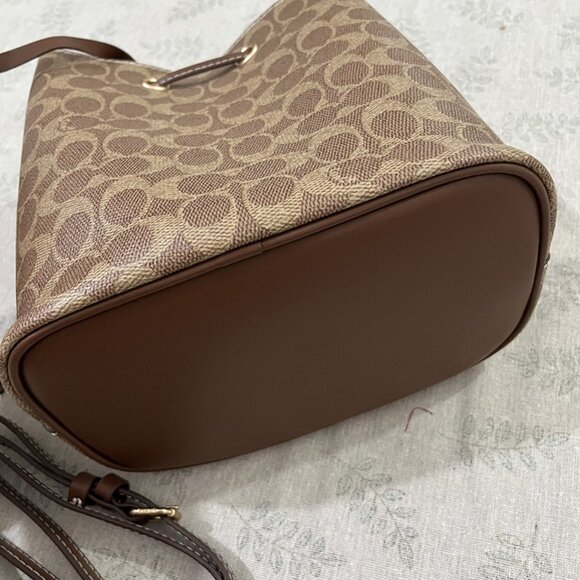 Coach Rowan Bucket Bag In Signature Canvas - Picture 5 of 8